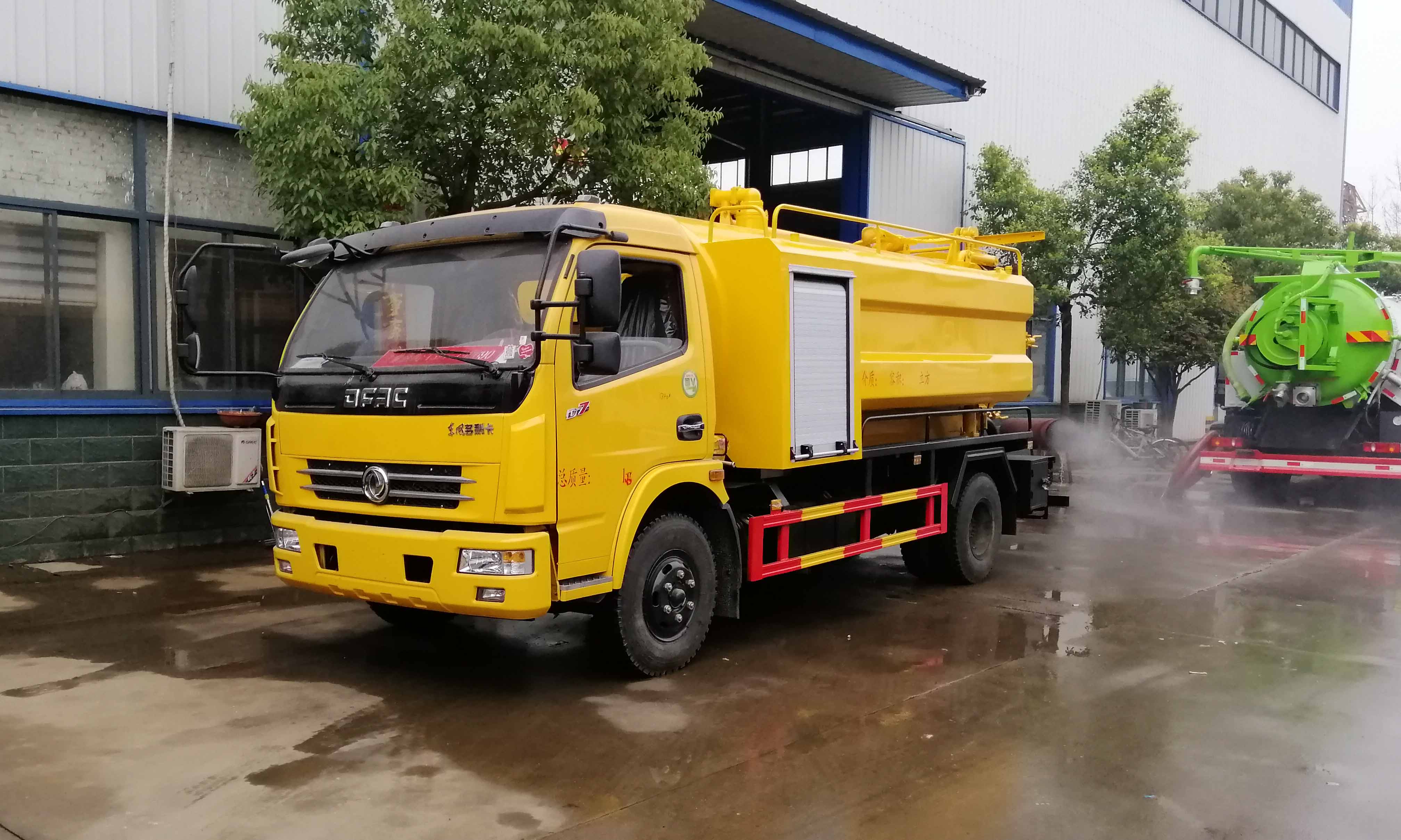 大多利卡聯(lián)合疏通車(chē)