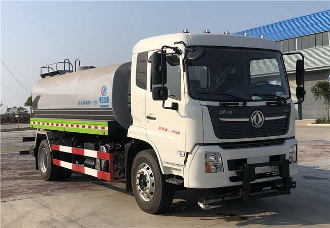 程力牌CL5180GQXDF6型護(hù)欄清洗車